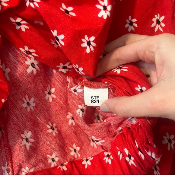 Zara Top Red floral tie front Cropped balloon‎ sleeves Size Large Linen blend - Picture 5 of 8